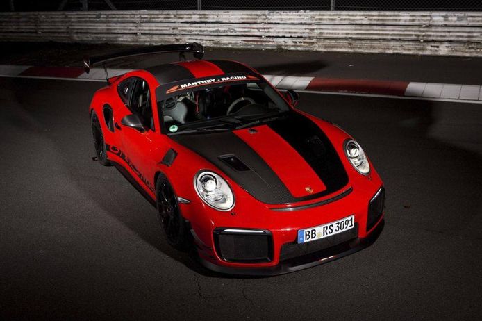 Porsche 911 GT2 RS MR: añadir el paquete MR cuesta más que un Boxster