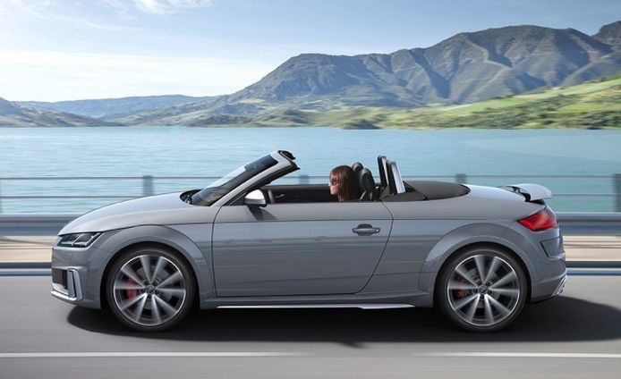 Audi TTS Roadster 2019 - lateral