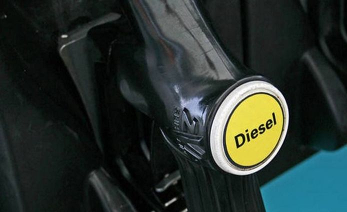 El Gobierno de España anuncia la subida del diésel en 2019