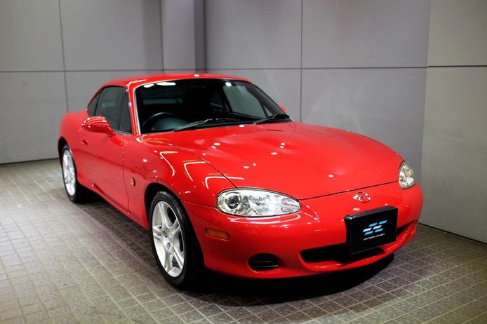 Uno de los raros Mazda MX-5 Coupé NB ha aparecido a la venta