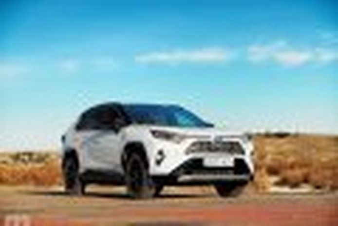 Prueba Toyota RAV4 Hybrid 2019, el SUV familiar amplía sus horizontes (con vídeo)