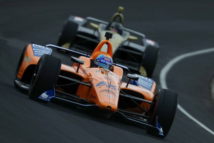 Alonso, sobre sus problemas mecánicos: "Más o menos nos lo esperábamos"