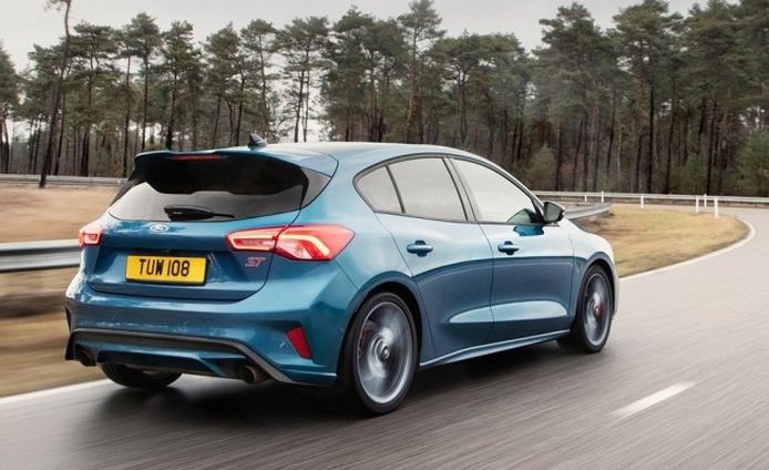 Ford Focus ST 2019 - posterior