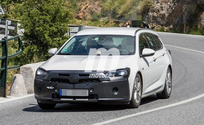 Opel Insignia Sports Tourer 2020 - foto espía