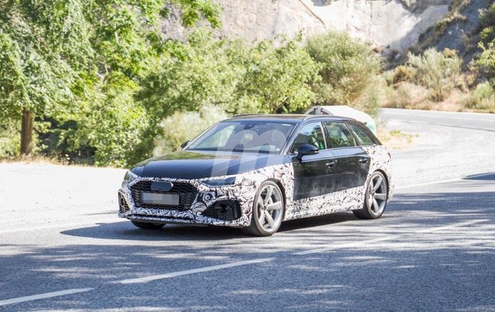 El nuevo Audi RS 4 Avant 2020 se deja ver por carreteras españolas