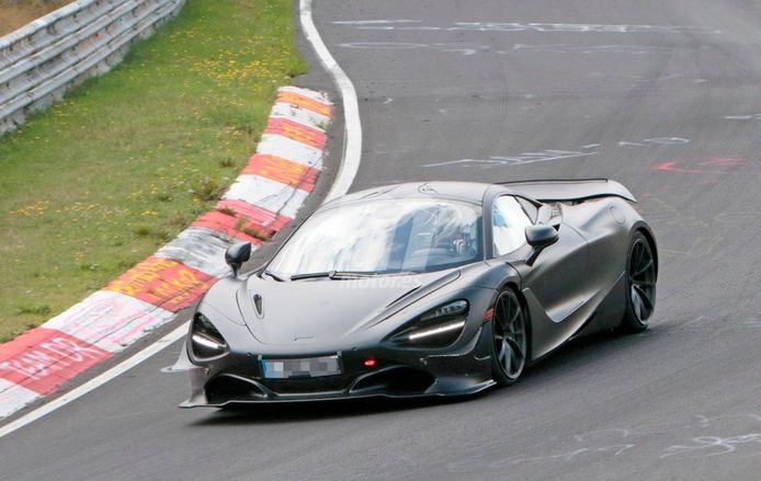 Los prototipos del McLaren 750LT se enfrentan a las curvas de Nürburgring