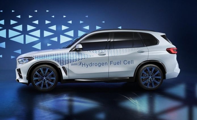 BMW i Hydrogen NEXT - lateral