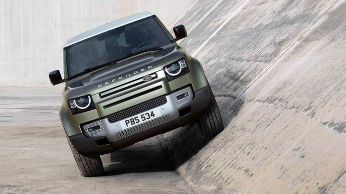El futuro Land Rover Defender SVR estrenará un potente motor de BMW