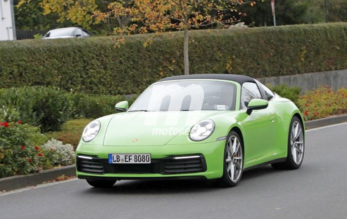 Nuevas fotos espía muestran el progreso técnico del nuevo Porsche 911 Targa
