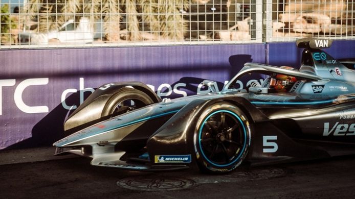 Alex Sims logra la primera pole de la 'Season Six' de la Fórmula E