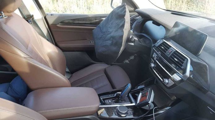 Un vistazo al interior del nuevo BMW iX3, el esperado SUV eléctrico