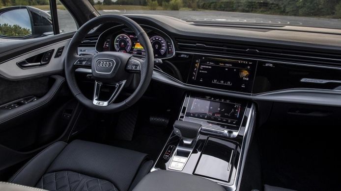 Audi Q7 60 TFSI e quattro - interior