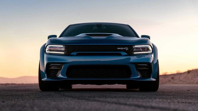 Un anuncio de Dodge parece haber filtrado el futuro Charger SRT Hellcat Redeye