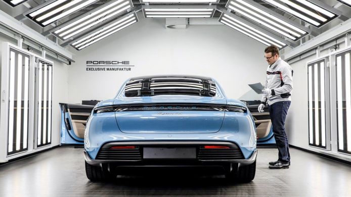 Porsche Exclusive desvela detalles de personalización para el nuevo Taycan 