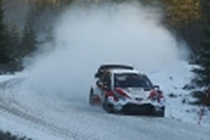 Elfyn Evans toma el mando en los primeros tramos del Rally de Suecia