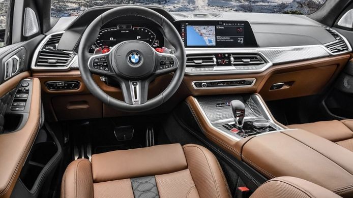 BMW X5 M Competition - interior