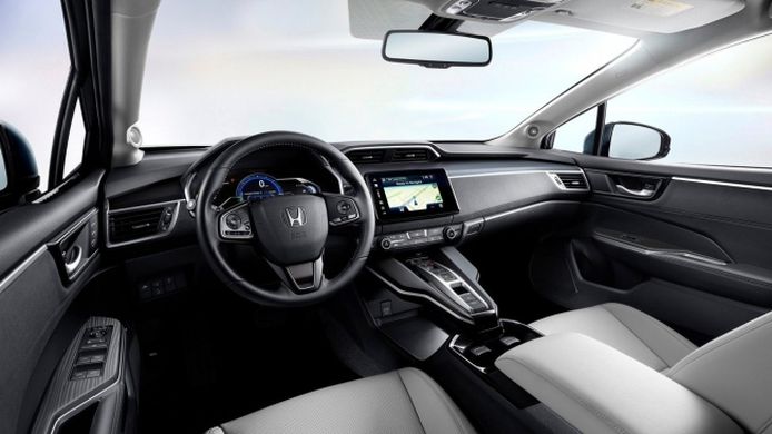 Honda Clarity Electric - interior