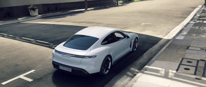 Porsche prepara dos futuras versiones de su eléctrico para 2021: los Taycan y Taycan GTS