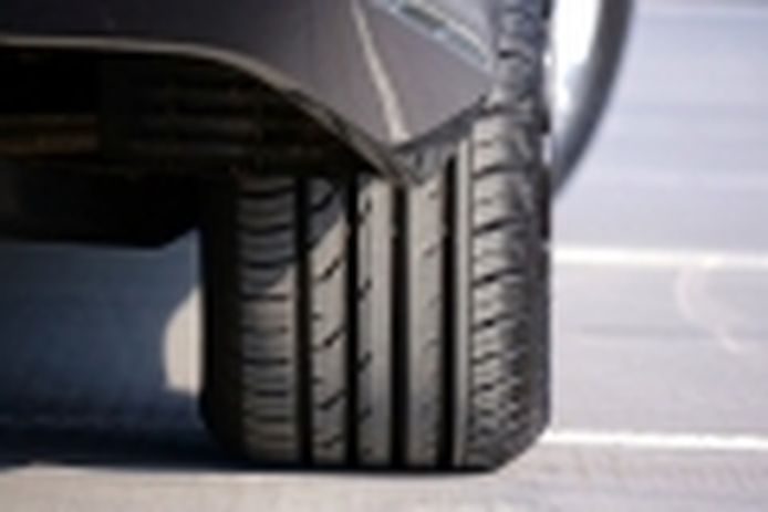 Revisar la presión de los neumáticos: ¿cómo lo hago y qué debo saber?