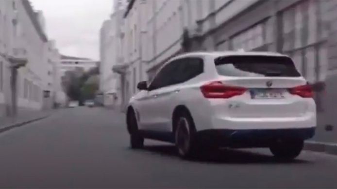 BMW iX3 - posterior