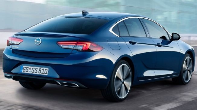 Opel Insignia Grand Sport 2020 - posterior