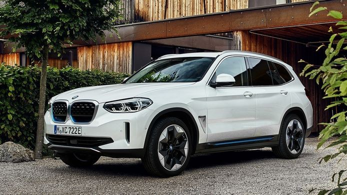 El BMW iX3 ya tiene precio en España, ¿cuánto cuesta este nuevo SUV eléctrico?