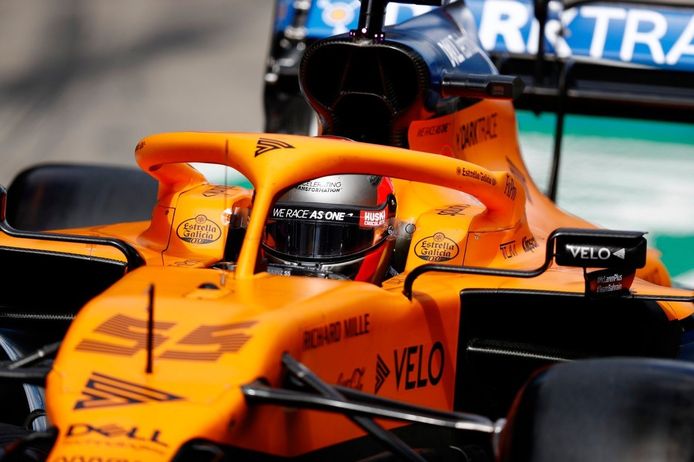 Sainz, positivo a pesar del alerón dañado: «El coche fue parecido a los test»