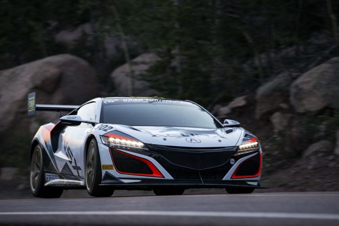 El Honda NSX fija un nuevo récord para vehículos híbridos en Pikes Peak