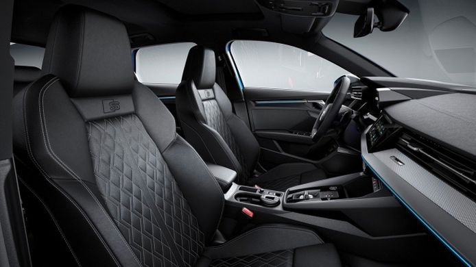 Audi A3 Sportback 40 TFSI e - asientos