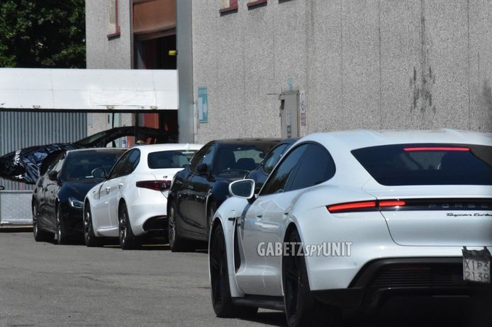 Maserati estudiará a fondo el Porsche Taycan para el futuro Ghibli eléctrico
