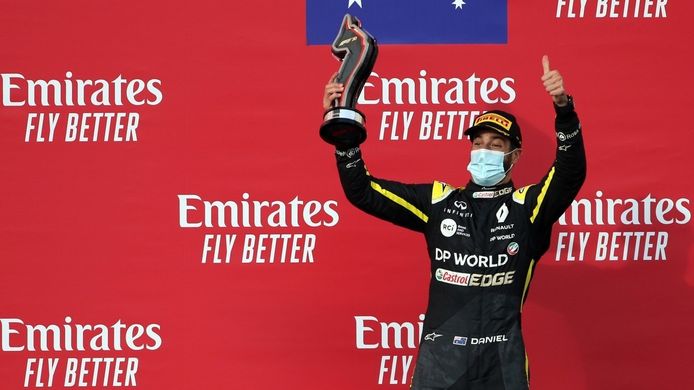 Abiteboul se rinde ante Ricciardo: «Renault no sería lo que es hoy sin él»