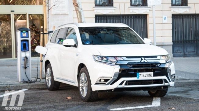 Mitsubishi Outlander PHEV