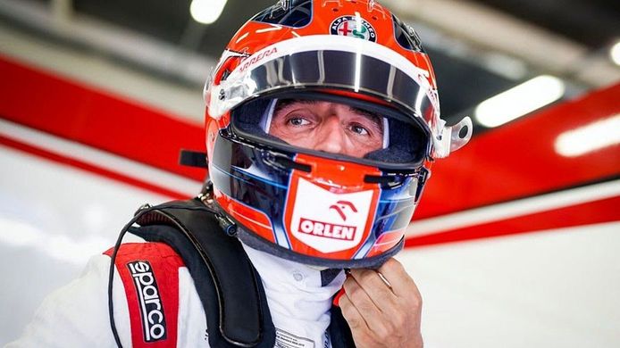 Robert Kubica vuelve a los mandos del Alfa Romeo C39 en Bahréin