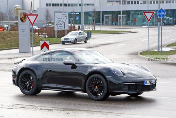 Foto espía Porsche 911 Safari - exterior