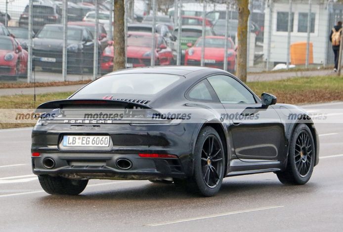 Foto espía Porsche 911 Safari - exterior