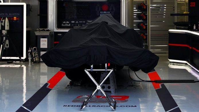 El plan de Red Bull para dar caza a Mercedes con el RB16B