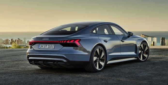 Foto Audi e-tron GT - exterior