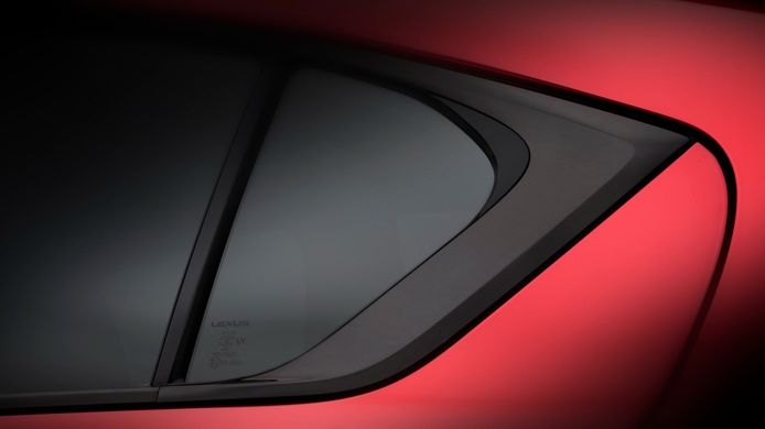 El Lexus IS F Sport se esconde tras el segundo teaser de las nuevas versiones deportivas