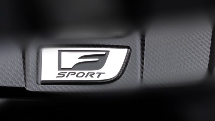 Lexus avanza el primer teaser de los nuevos modelos deportivos F Sport