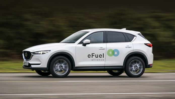Mazda, primer fabricante en la alianza europea por los combustibles sintéticos