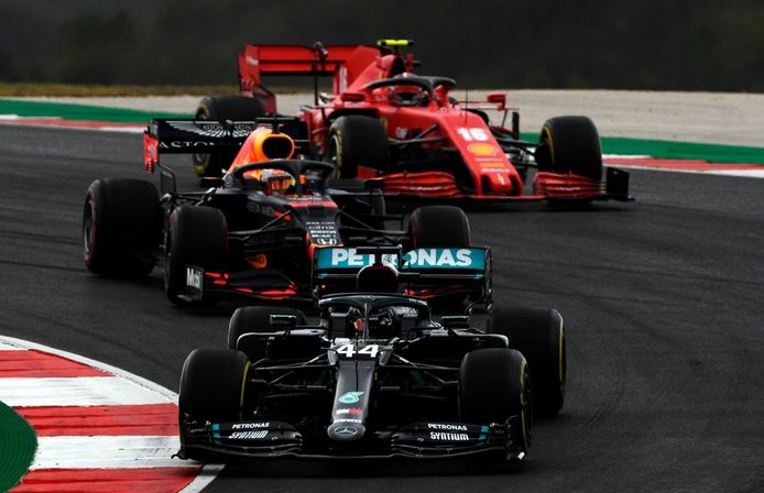 Los motoristas de F1 acuerdan unificar el rendimiento desde 2022