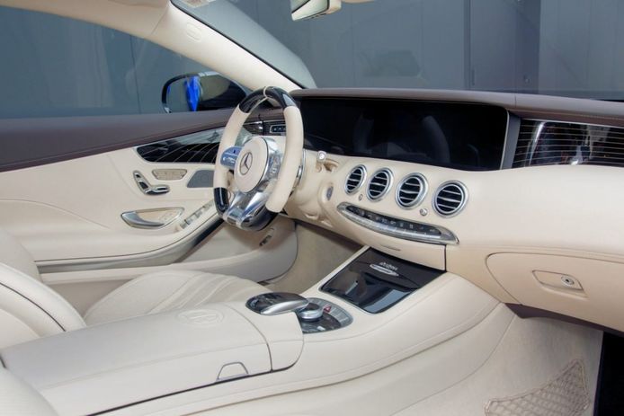 Foto Posaidon Mercedes-AMG S 63 - interior