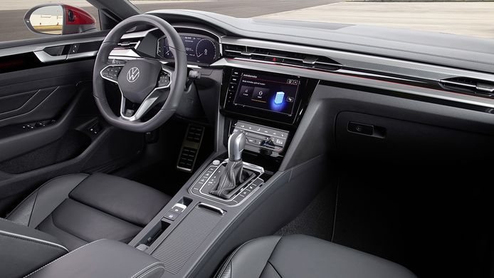 Volkswagen Arteon eHybrid - interior