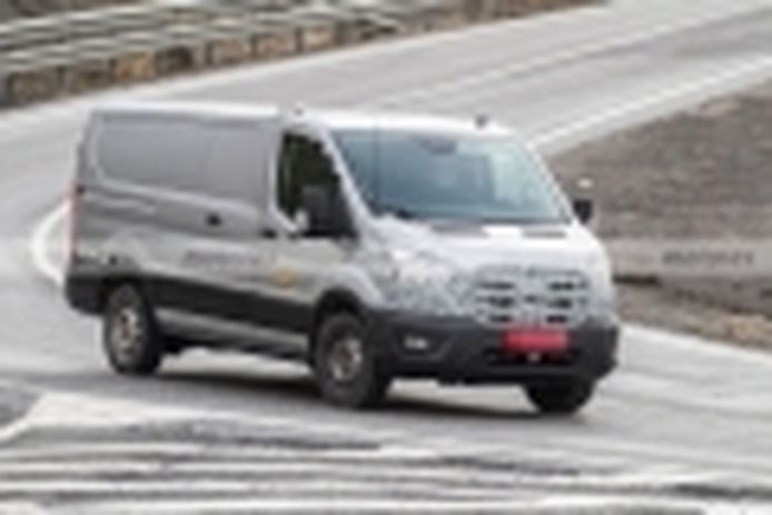 Ford E-Transit Custom 2022, fotos espía de la nueva furgoneta eléctrica americana