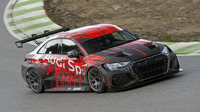 El programa de test del nuevo Audi RS 3 LMS TCR coge velocidad
