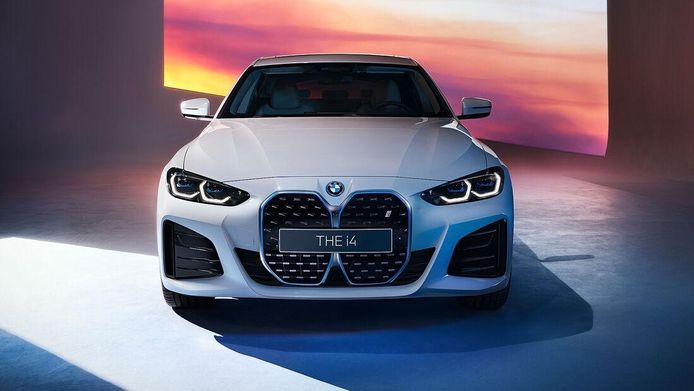 El nuevo BMW i4 M Sport se destapa en el Salón de Shanghái 2021
