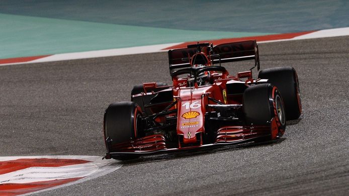 Ferrari admite que aún pierde un poco con el motor de 2021