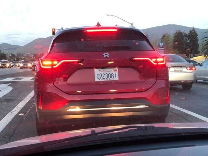 Misterioso avistamiento de un NIO ES6 SUV rodando sin camuflaje en California