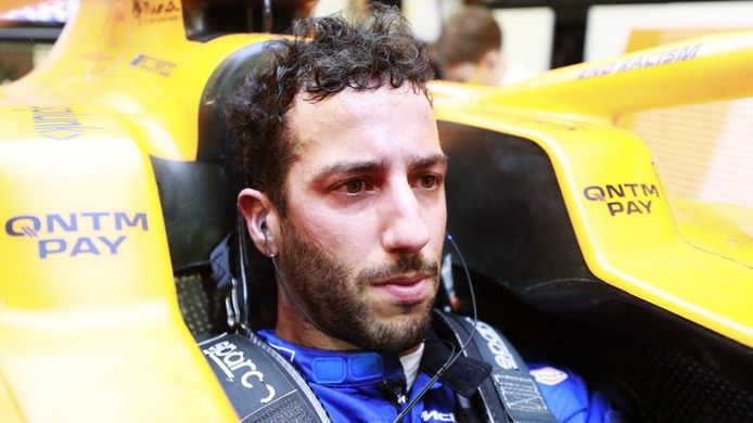 Ricciardo aparca la sonrisa para criticar a la F1 y a Netflix: «Malditos idiotas»