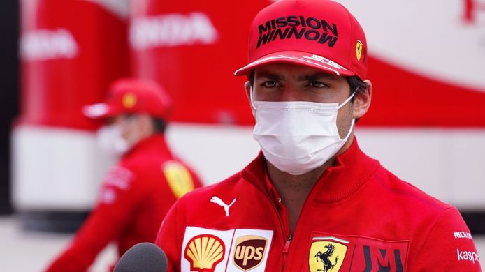 Sainz, a favor de las carreras sprint de los sábados: «Los pilotos queremos correr»